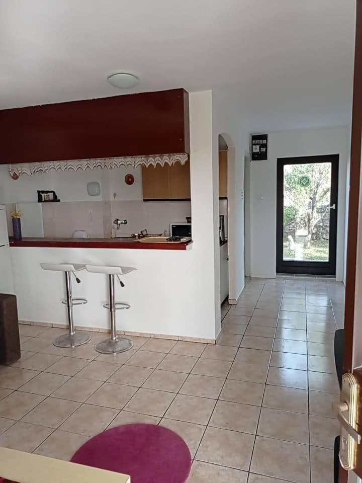Villa Alexa Цезарица Екстериор снимка