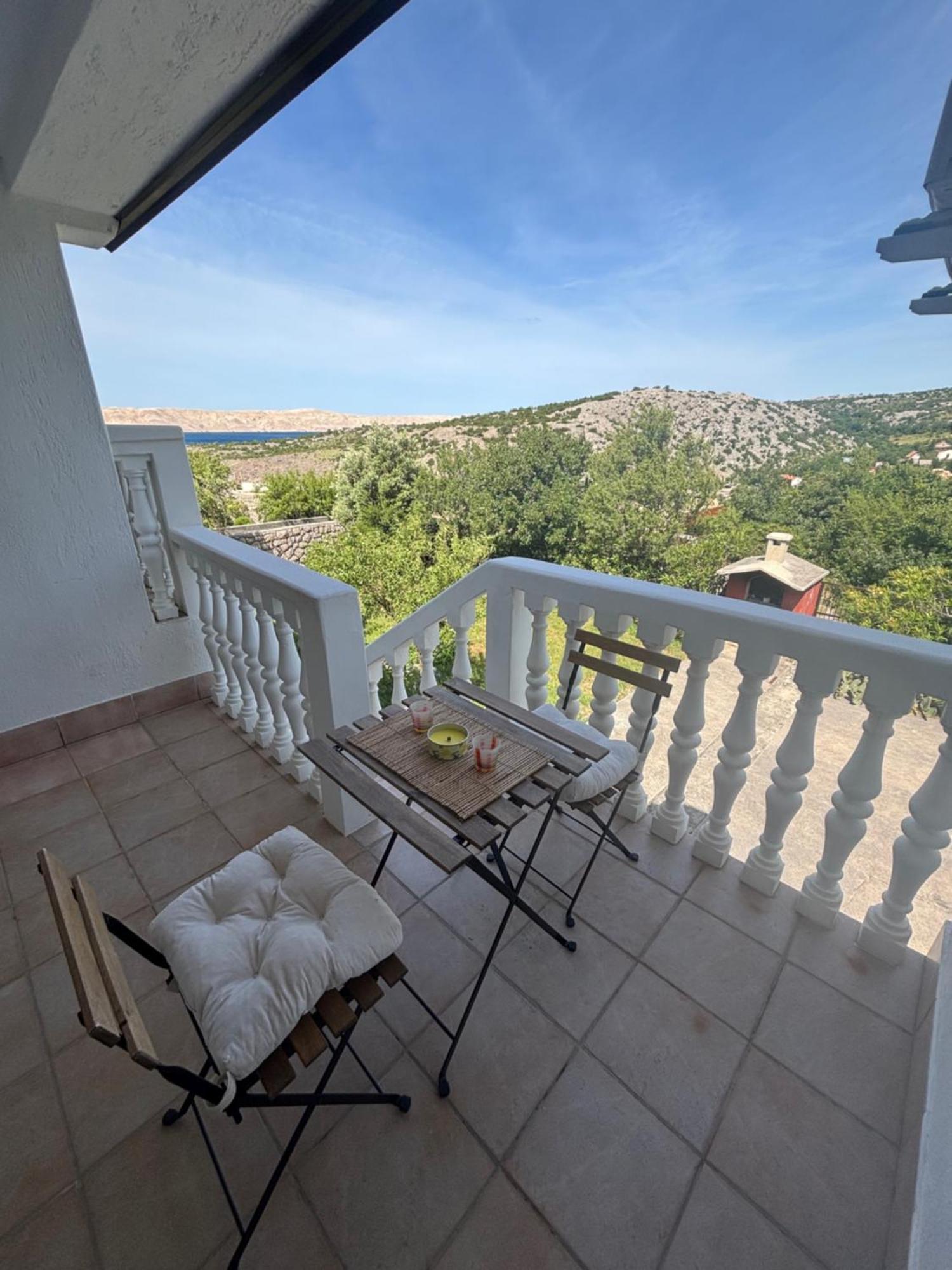 Villa Alexa Цезарица Екстериор снимка